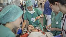 Bild : Anti-Terror-Übung: Wie sich das Klinikum Konstanz auf einen Anschlag mit Schwerverletzten vorbereitet