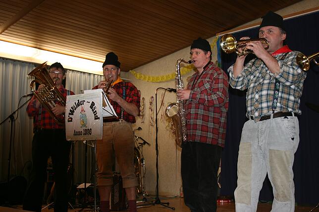 Josef Willmann, Joachim Lauffer, Sven Azevedo und Kurt Weißer: Die Wälderbänd am 31. Januar 2008. Bild: Christina Rademacher