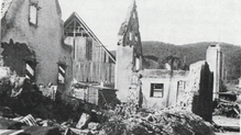 So sah es in der Dorfstraße in Zimmern nach dem fürchterlichen Bombenangriff am 26. April 1945 aus. Repro: Franz Dreyer