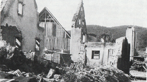 So sah es in der Dorfstraße in Zimmern nach dem fürchterlichen Bombenangriff am 26. April 1945 aus. Repro: Franz Dreyer