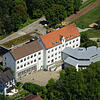 Die Erweiterung und Sanierung der Jakob-Gretser-Grundschule und der Turnhallen-Neubau ist auf Eis gelegt. Bei den Eltern sorgte diese ...