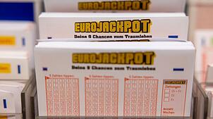 Alle Zahlen im Eurojackpot richtig zu erraten, hat bisher noch niemand geschafft. (Symbolbild)