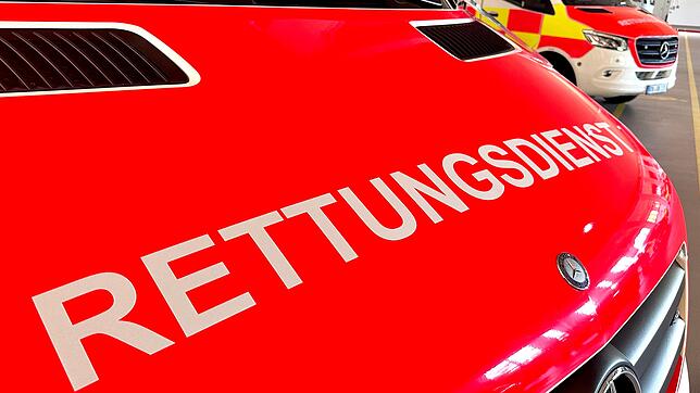 Symbolbild: Bei einem Unfall auf der B33 sind mehrere Menschen verletzt worden.
