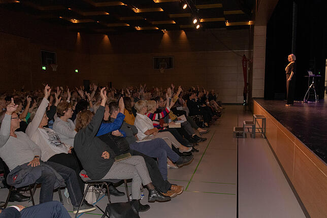 Bild 9: Stimmtrainerin Monika Hein in Waldshut: Bilder des vierten SÜDKURIER-Wissensforums