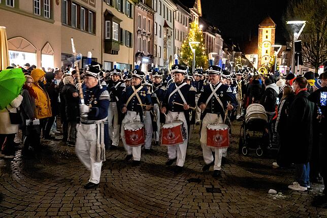 Bild 1: So schön war‘s am Narrenbrunnen bei der Fastneteröffnung 2025