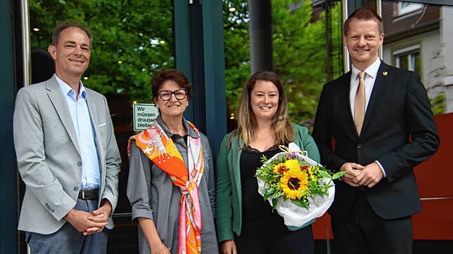 Melanie Riedmann, die neue Leiterin des Milchwerks (Zweite von rechts) mit (weiter von links) Erik Hörenberg (Fachbereichsleiter ...