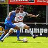 Villingens Tim Zölle (rechts) versucht, den Denzlinger Anes Vrazalica zu stoppen. Zölle und seine FC 08-Teamkollegen blieben im dritten ...