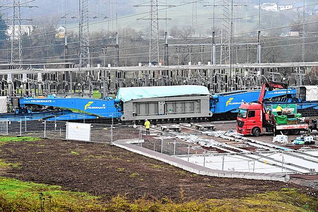 Bild 20: 300 Tonnen schwerer Trafo-Transport – hier die spektakulärsten Einblicke!