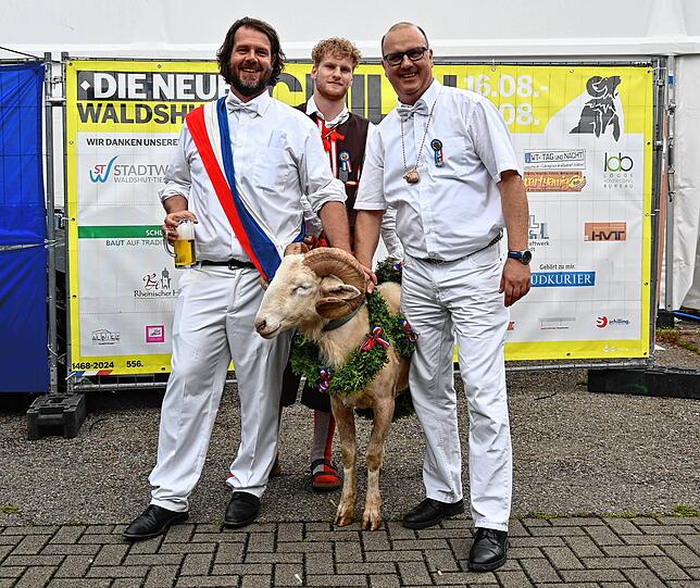 Bild 25: Bilder von der Bockverlosung