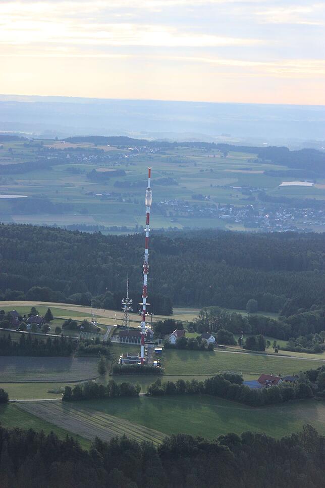 Bild 4: So schön ist Ihre Heimat von oben – Deggenhausertal und Umgebung aus der Luft