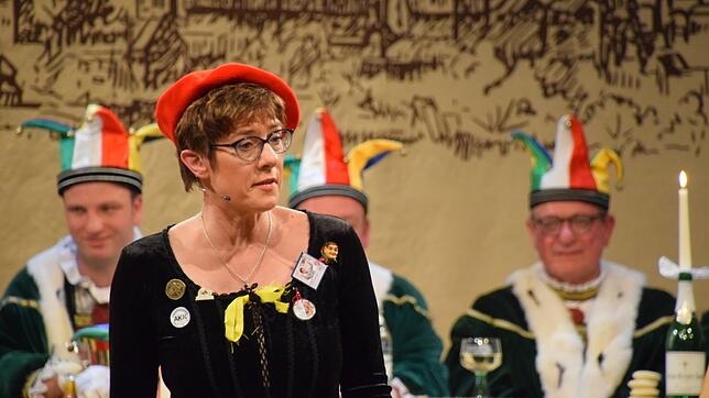 Verhandlung der Stockacher Narrengerichts gegen Annegret Kramp-Karrenbauer.