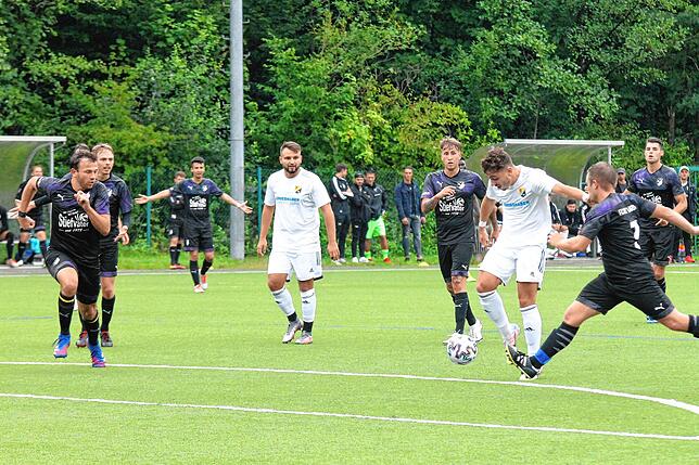 Bild 7: SV 08 Laufenburg schickt den FC Wittlingen mit einem 6:0 nach Hause &ndash; und wir haben Bilder!