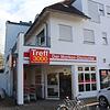 Dieses Bild gehört der Vergangenheit an: Ab Freitag wird am Reismühlenweg 1 ein Edeka-Schild zu sehen sein.