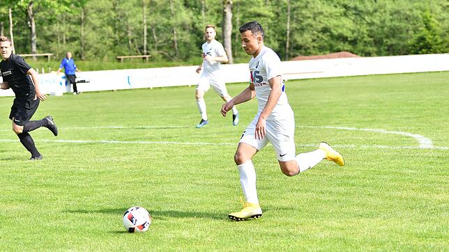 Erstes Saisontor zum Abschluss: Winter-Neuzugang Harun Zengin traf beim 4:0 gegen den SV Weil II erstmals für Vizemeister FC Erzingen.
