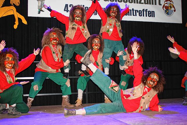 Der Narrenverein Klavbach-Strueli Riedheim bei der Showtime.