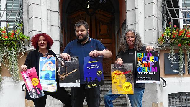 Sie freuen sich auf die kommende Kultursaison in Waldshut-Tiengen (von links): Kulturamtsleiterin Kerstin Simon mit ihren Mitarbeitern ...