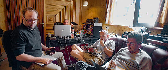 Jam Session: Smudo (von links), And.Ypsilon, Thomas D und Michi Beck.