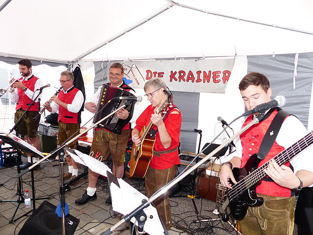 Bild 20: Bilder vom Tag der Wirtschaft im Gewerbegebiet Riedwiesen in Markdorf (2)Bilder vom Tag der Wirtschaft im Gewerbegebiet Riedwiesen in Markdorf (2)