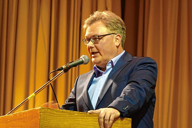 Ich kandidiere voller Tatendrang“: Carsten Quednow will noch einmal Bürgermeister werden.