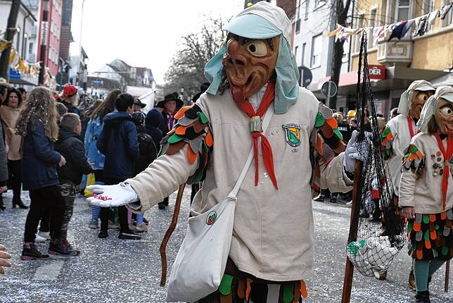 Bild 46: Bilder vom großen Fasnet Samschdig-Umzug der Poppele-Zunft (3)