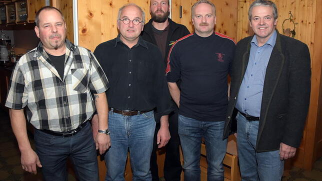 Der Vorstand und Aufsichtsrat der Warengenossenschaft (von links): Siegfried Keller, Markus Isele, Thorsten Kappler (Geschäftsführer), ...
