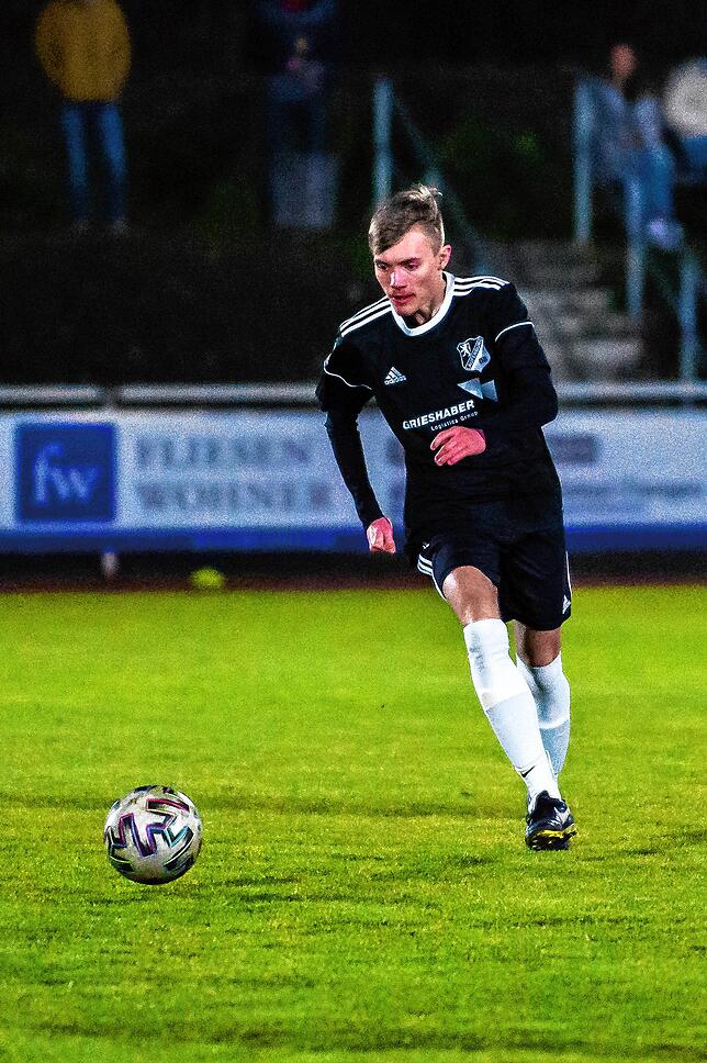 Bild 7: SV 08 Laufenburg II bremst FC 08 Bad Säckingen mit 1:1 im Verfolgerduell &ndash; und wir haben Bilder!
