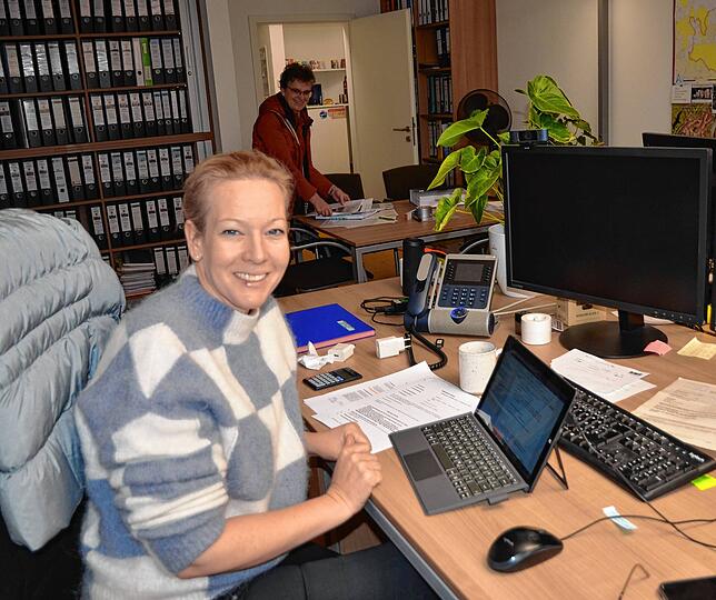 Die stellvertretende Stadtbauamtsleiterin Jacqueline Leyers muss nicht packen. Ihr Büro bleibt in der Schlossscheuer.