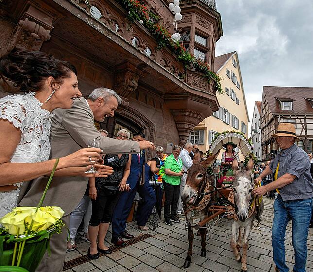 Bild 12: Anita Hofmann hat im Meßkircher Rathaus "Ja" gesagt