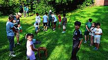 Interessante Begegnungen bei Musik, Tanz und Spielen gab es beim Sommerfest des Arbeitskreises Integration in Schopfheim. Foto: Thomas ...