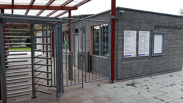 Das geschlossene Gartenstrandbad in Laufenburg. 2019 fuhr die städtische Einrichtung ein Minus in Höhe von 380.00 Euro ein.