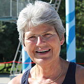 Heidi Felgenhauer schwimmt nahezu an jedem Tag im Freibad Stockach.
