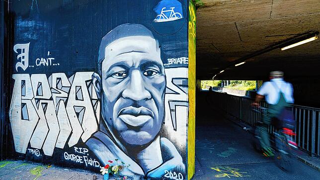 Auch in Baden-Württemberg Thema: Die Tötung von George Floyd. Hier ein Grafitto in Mannheim.