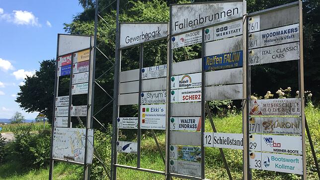 Wie geht es mit den Gewerbebetrieben im Fallenbrunnen weiter? Ein Sanierungsfahrplan soll Klarheit schaffen, wann wer seine Räume ...