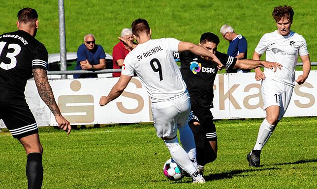 Bild 14: SV Rheintal siegt mit 3:0 beim SV Obersäckingen &ndash; und wir haben Bilder!