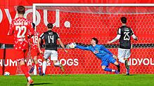 Starkes Debüt: Der Villinger Schlussmann Marius Kaiser parierte am Sonntag einige Schüsse vom FSV Mainz 05 II. Bild: Eibner