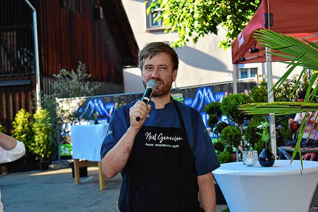 Bild 16: Die besten Bilder von der Langen Tafel zum Gemeindejubiläum