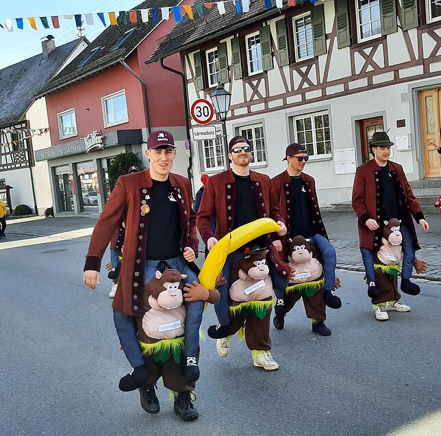 Bild 16: Bermatingen: Die Bilder-Highlights des ausgelassenen Umzugs und der Narrenolympiade!