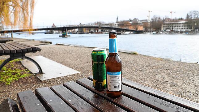 Gemütlich im Herosé-Park ein Bierchen trinken? Auch ohne Verbotszone nicht erlaubt.