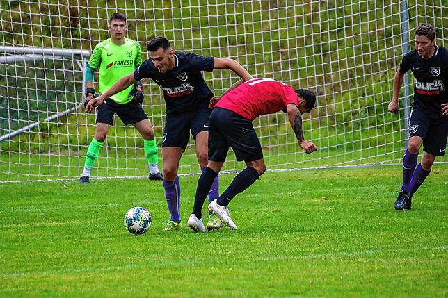 Bild 30: SV Buch setzt sich mit 4:1 gegen den FC Hochrhein durch &ndash; und wir haben die Bilder!