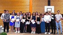 Das sind sie, die erfolgreichen Realschüler der Lerngruppe 10.1 mit ihrem Lerngruppenbegleiter Armin Hotz (ganz rechts). Sie haben das ...