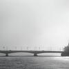 Die Alte Rheinbrücke ist von Nebel umhüllt. Bei starkem Dunst kann es hier schnell gefährlich werden.