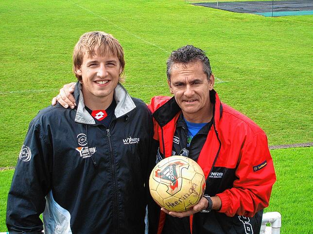 Wie alles begann: Als junger Fußballer lernte Timo Jankowski in Neuseeland den Ex-Profi Wynton Rufer kennen.