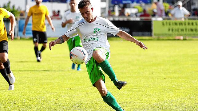 Alexander Schuler ist der bekannteste Transfer bei den Schwarzwälder Bezirksligisten in der Winterpause. Er kehrt vom ...