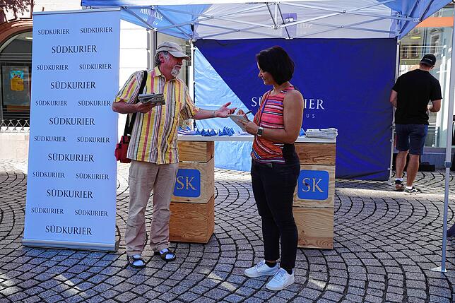 Reinhold Sauter aus Weilersbach im Gespräch mit Stephanie Jakober.