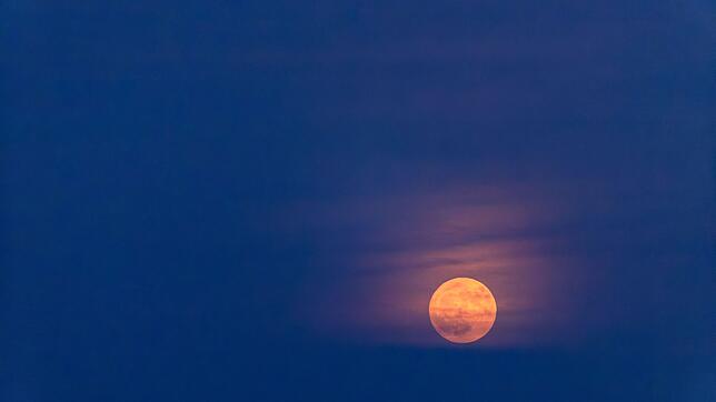 Auch heute ist der «Erdbeermond» noch zu sehen.