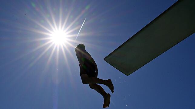 Baden-Württemberg steuert auf 38 Grad zu. (Archivbild)