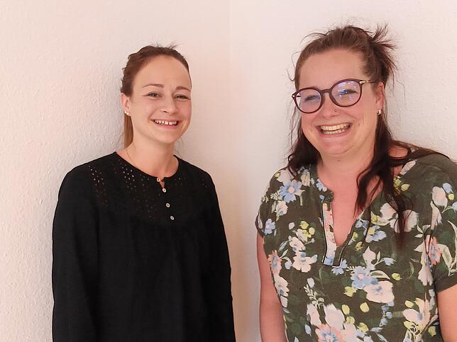 Magdalena Kaiser (links) und Carina Franz von der Caritas Hochrhein haben das Alltags-Buddy-Projekt ins Leben gerufen.