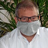 Infektionsschutz im Rathaus: Bürgermeister Alexander Guhl mit Mundschutz.