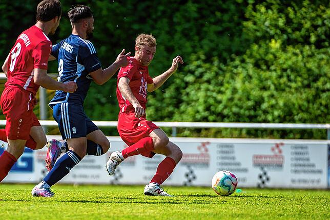 Bild 7: SV Blau-Weiß Murg gewinnt gegen den FC Grießen mit 3:1 &ndash; und wir haben Bilder!