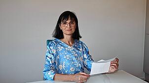 Agathe Conrath, hier mit der Einladung zur konstituierenden Sitzung des Gemeinderats, möchte sich mit Engagement ins Gremium einbringen.